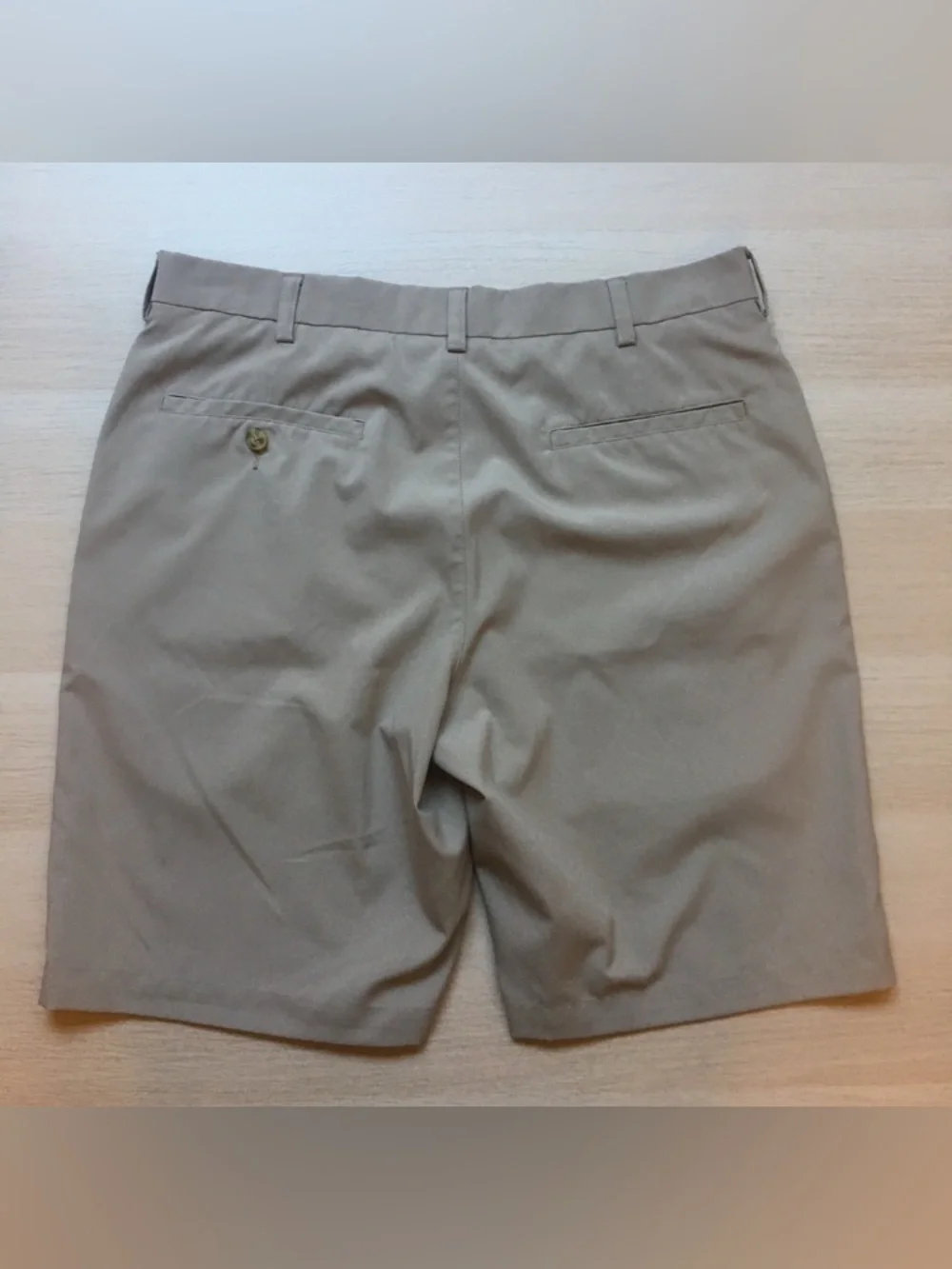 PGA Tour Men's Tan Khaki Flat-Front Golf Shorts, 32” waist, Lightweight